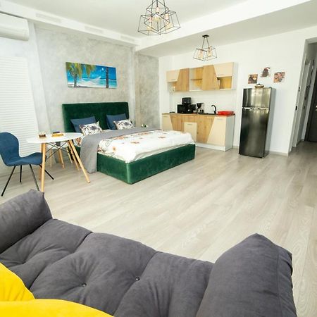 Studio 60 By The Beach Mamaia, Free Parking Casa Del Mar Bagian luar foto