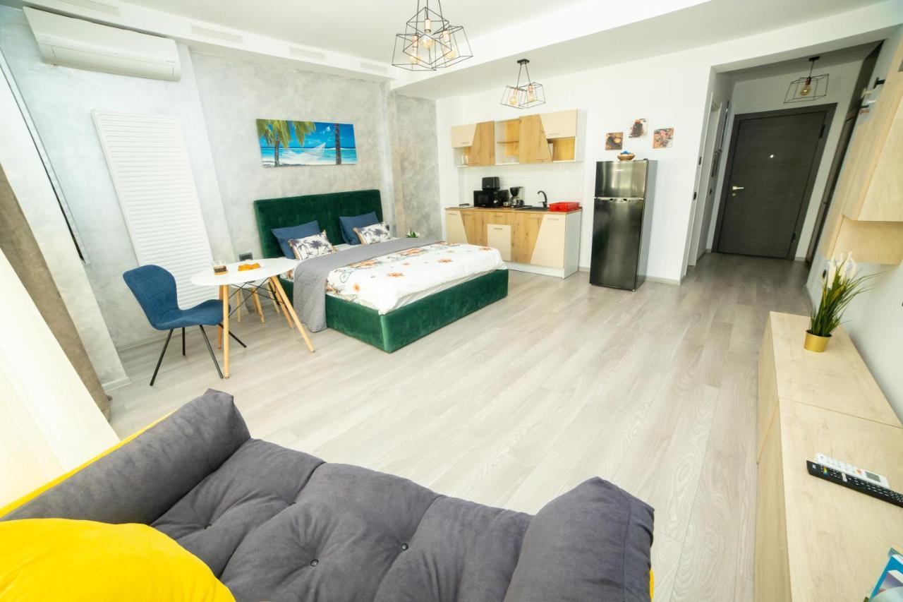 Studio 60 By The Beach Mamaia, Free Parking Casa Del Mar Bagian luar foto