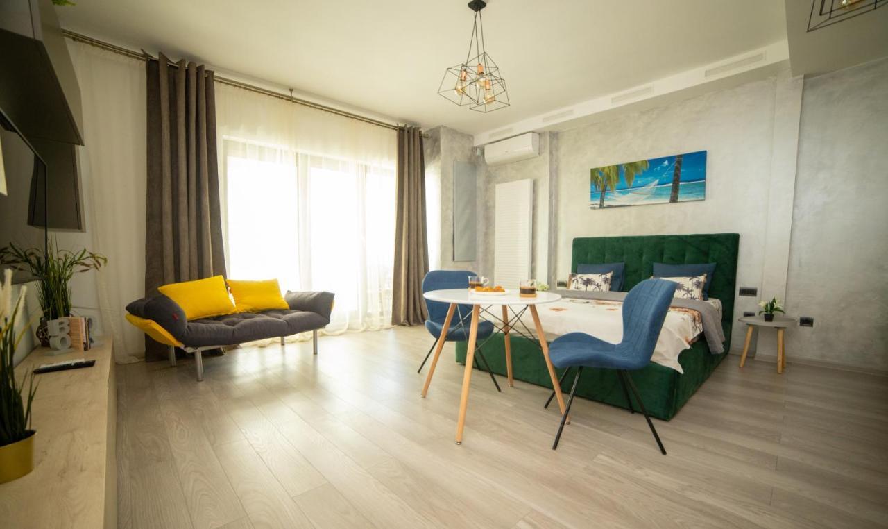 Studio 60 By The Beach Mamaia, Free Parking Casa Del Mar Bagian luar foto