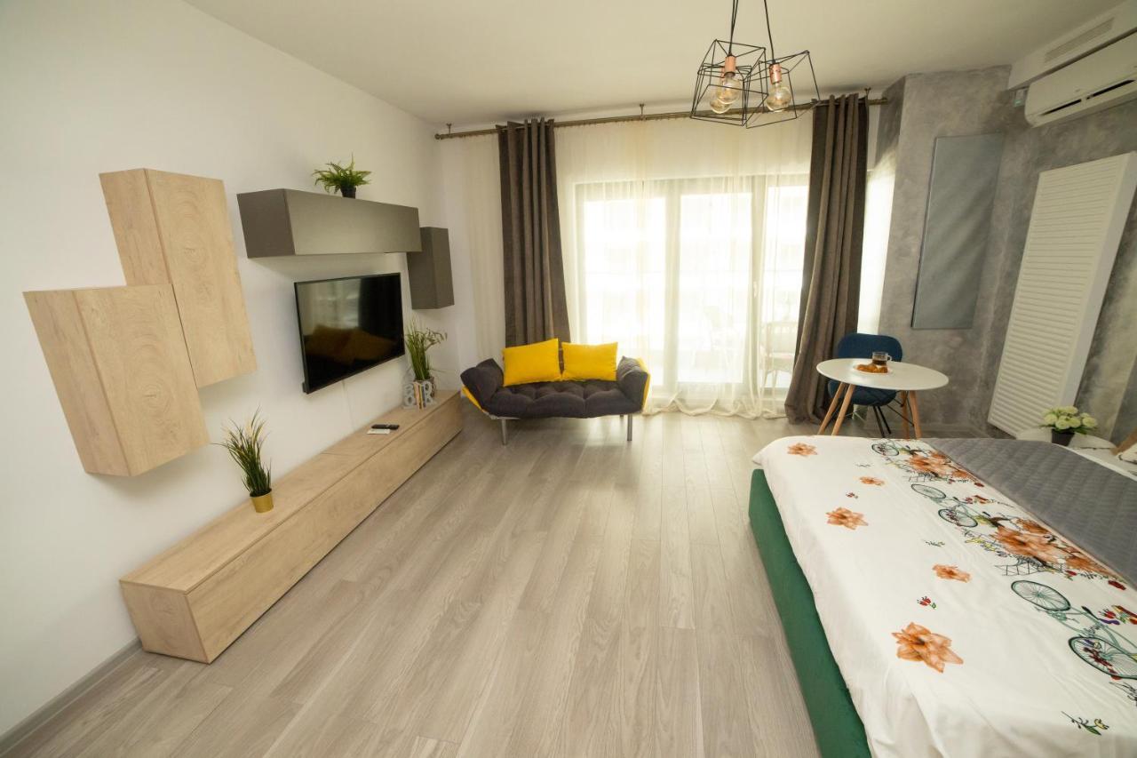 Studio 60 By The Beach Mamaia, Free Parking Casa Del Mar Bagian luar foto