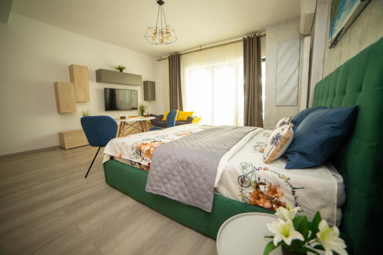 Studio 60 By The Beach Mamaia, Free Parking Casa Del Mar Bagian luar foto