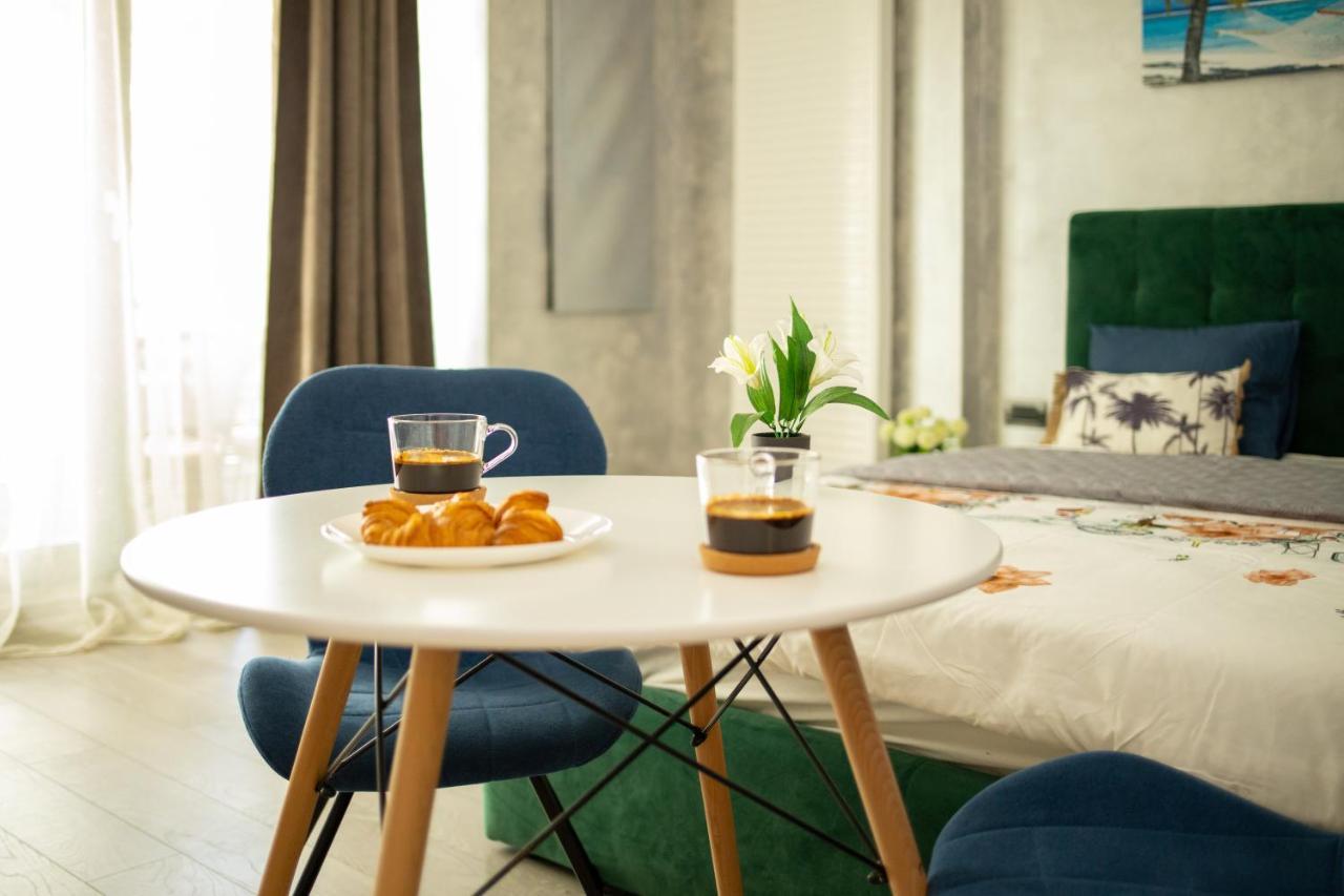 Studio 60 By The Beach Mamaia, Free Parking Casa Del Mar Bagian luar foto