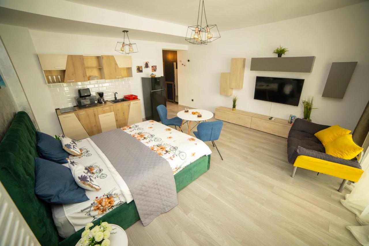 Studio 60 By The Beach Mamaia, Free Parking Casa Del Mar Bagian luar foto