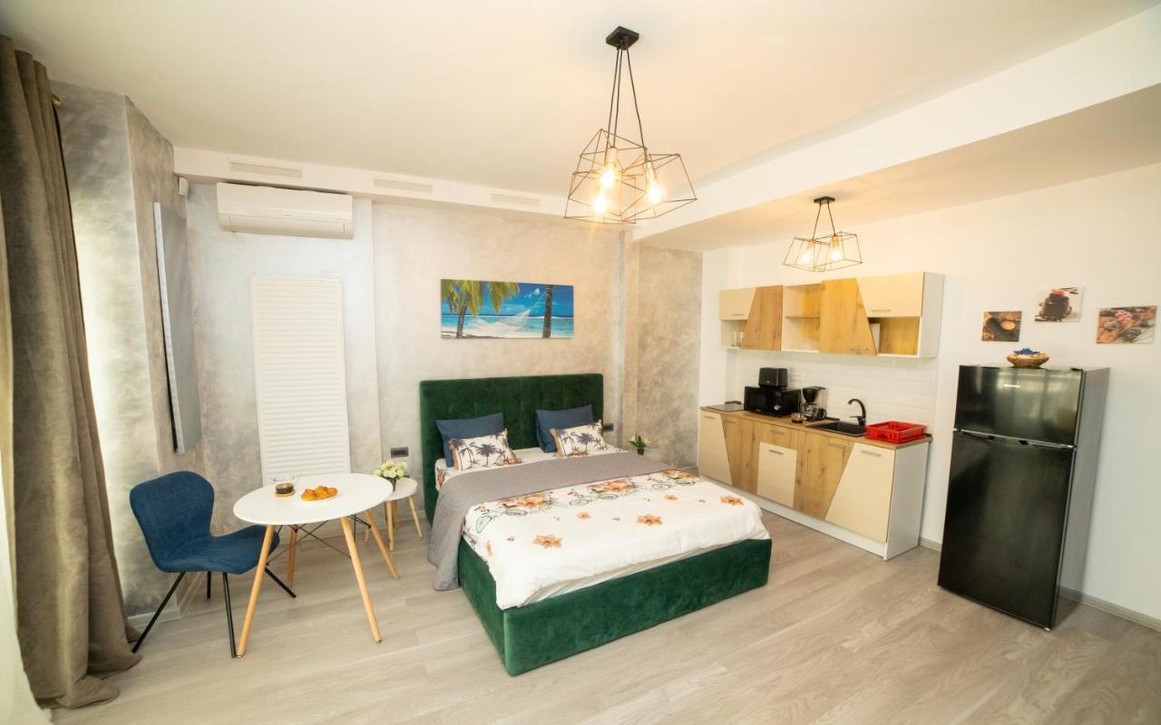 Studio 60 By The Beach Mamaia, Free Parking Casa Del Mar Bagian luar foto