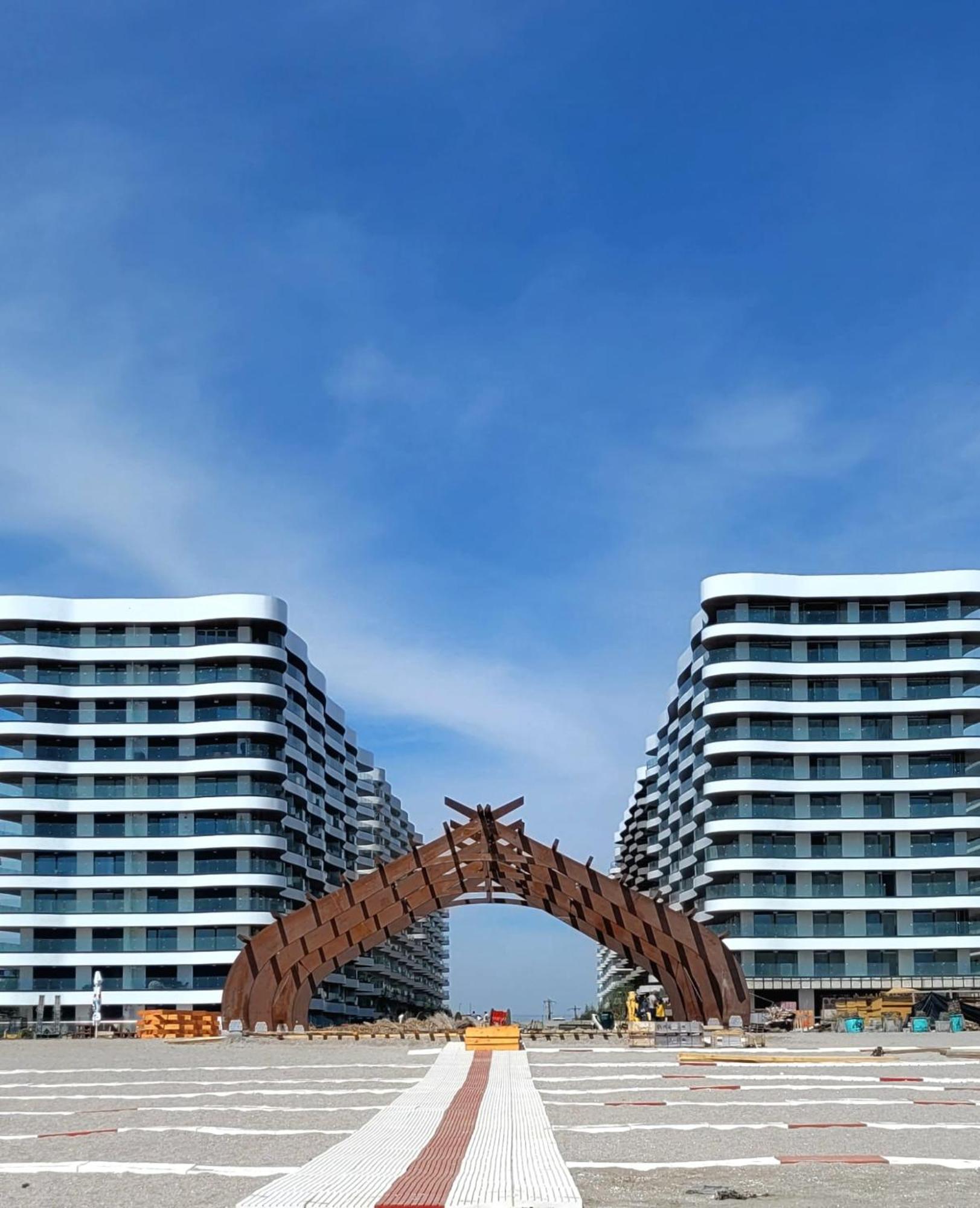 Studio 60 By The Beach Mamaia, Free Parking Casa Del Mar Bagian luar foto